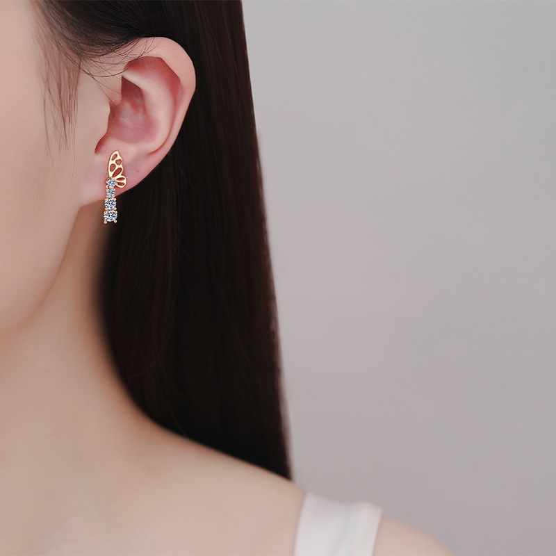These keywords are highly relevant for users looking for luxury earrings, silver jewelry, or butterfly-themed designs, and will help them easily find 