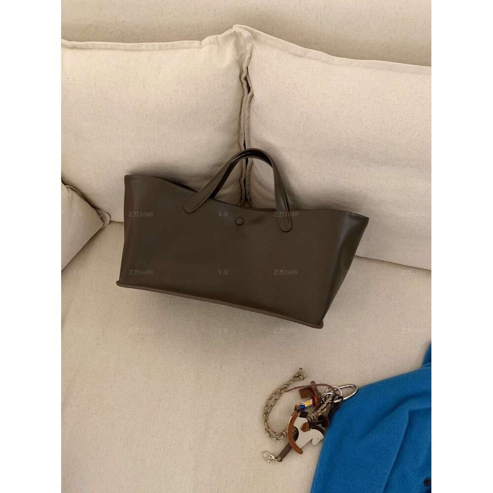Tote Bag Tote Bag French Niche Autumn And Winter New Commuter Large Capacity Tote Bag Premium Leather Women S Handbag Lady Bags Lady Bags