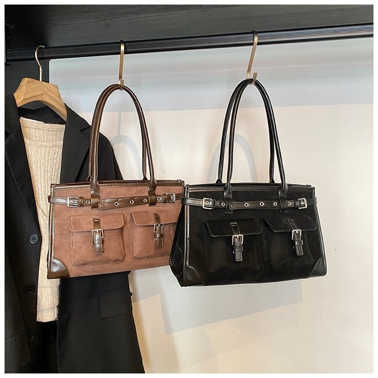 2025 New Outdoor Style Free Delivery Designer Matte For Women Large Capacity Autumn And Winter Casual Single Shoulder Armpit Commuting Tote Bag