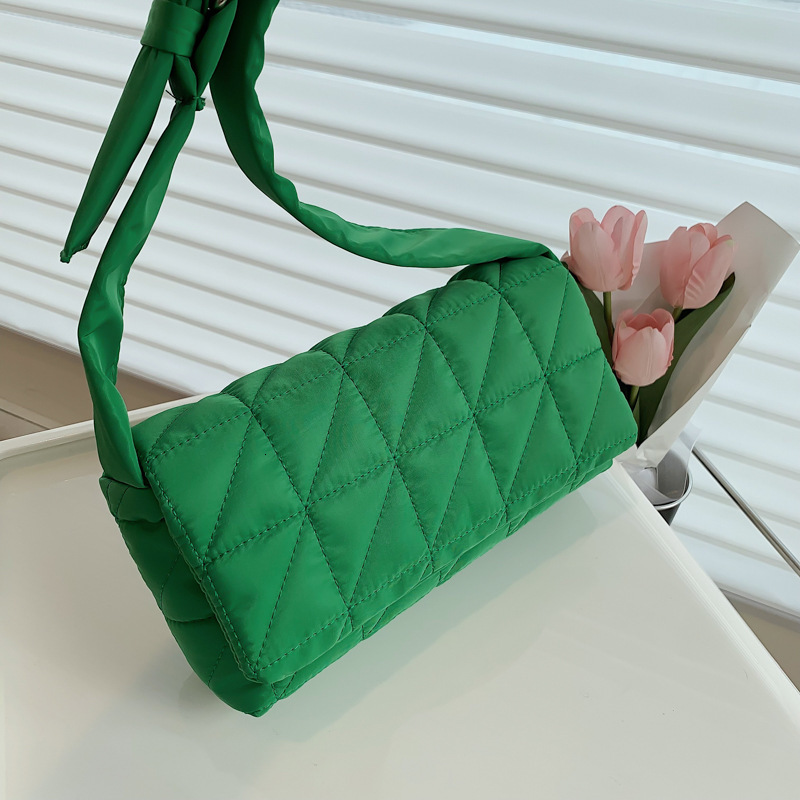 Free Delivery Designer Bag Fresh Simple Leisure 2025 Autumn/winter This Year's Popular Western Single Shoulder Crossover Small Square Bag Luxury 