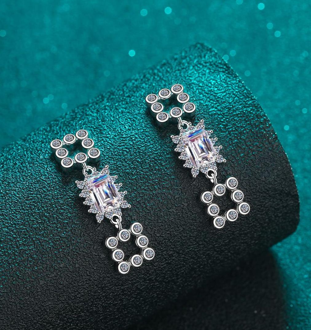 S925 Sterling Silver Moissanite Drop Earrings with Full Rhinestone Design - Elegant and Simple