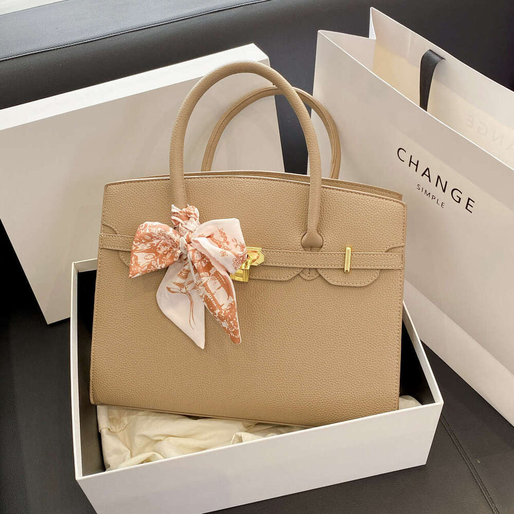Single Shoulder bag Handbag Bags Designer Handbags Sale Fashionable Elegant Small Square Bag With Niche Design For Girls tote bag
