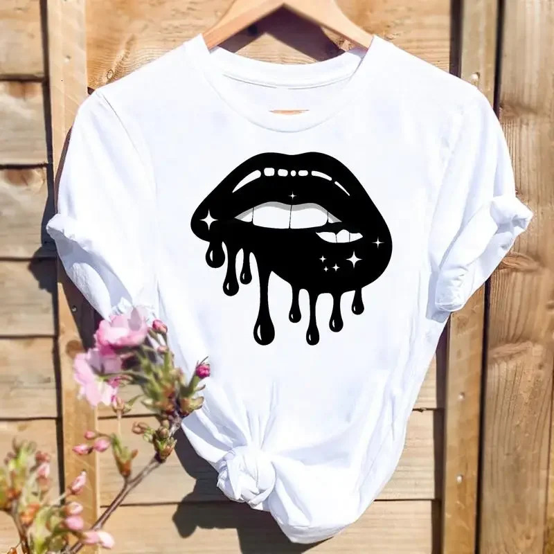 Women Leopard Love Heart Print T-shirts Fashion Graphic T Top Short Sleeve 90s Cute Spring Summer Shirt Female Tee T-Shirt 250517