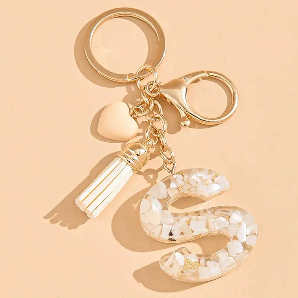 Letter keychain, female resin, heart-shaped drop glue, shell stone, letter keychain, backpack accessories