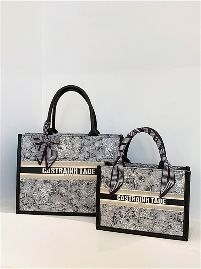 Free shipping 2025 new designer Shoulder Bags Fashion commute Printed Silk scarf handbag high-capacity underarm Tote bag blue free shipping
