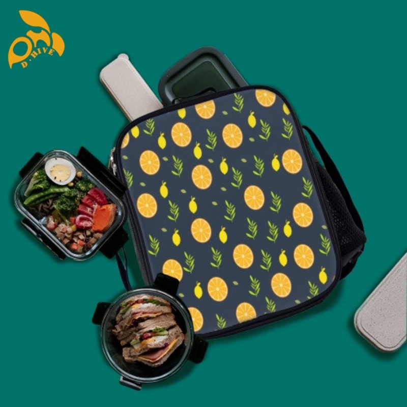 Free delivery. fashion designers customize round, beige white and black half-length, lightweight, simple and square insulated meal bags