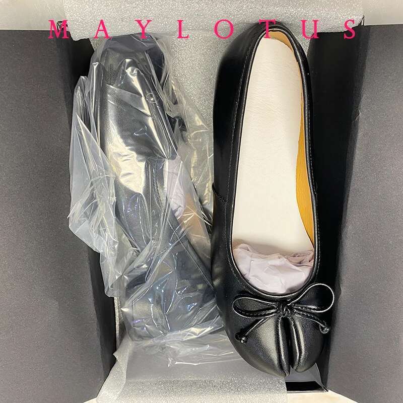 Split Toe 3cm Heel Tabi Slip On Leather Comfy Shoes Soft Bottom solid Ladies Moccasins with Bowknot