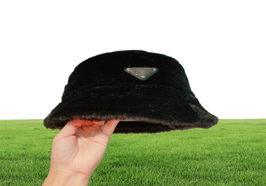 Fashion men designer bucket hat holiday traveling high quality faux fur mens designers caps hats casual women sunhats5902390