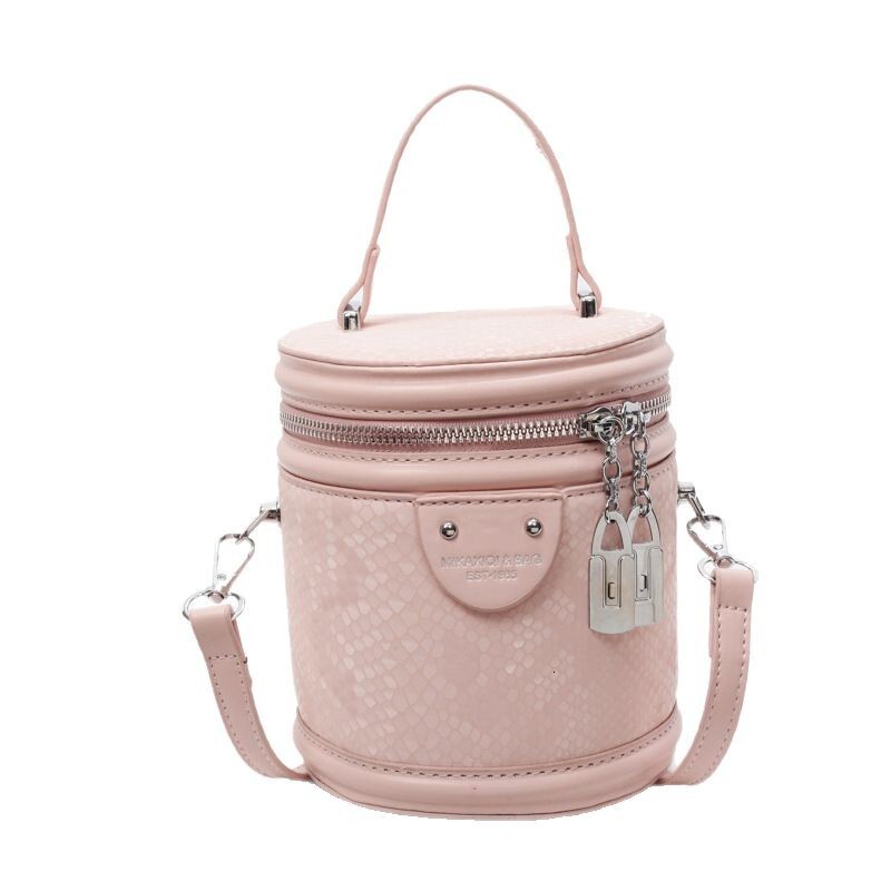 Designer 2025 New Outdoor Style Free Delivery Popular And Fashionable Small Bucket Bag For Women In Spring Korean Minimalist Handbag Niche Design