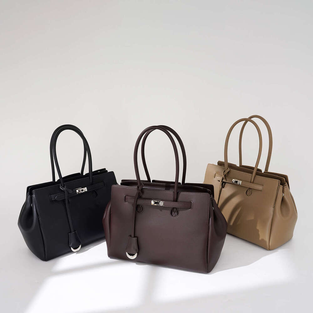 Tote Bag Tote Bag Women S New Briefcase Large Capacity Tote Handheld Leather Commuting Versatile Niche Women S Bag Lady Bags Lady Bags