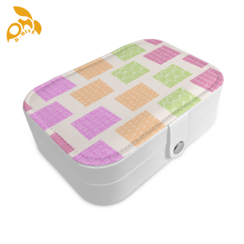 Free delivery. We offer free large-capacity blue and black jewelry boxes custom-made by top designers in high-quality light beige