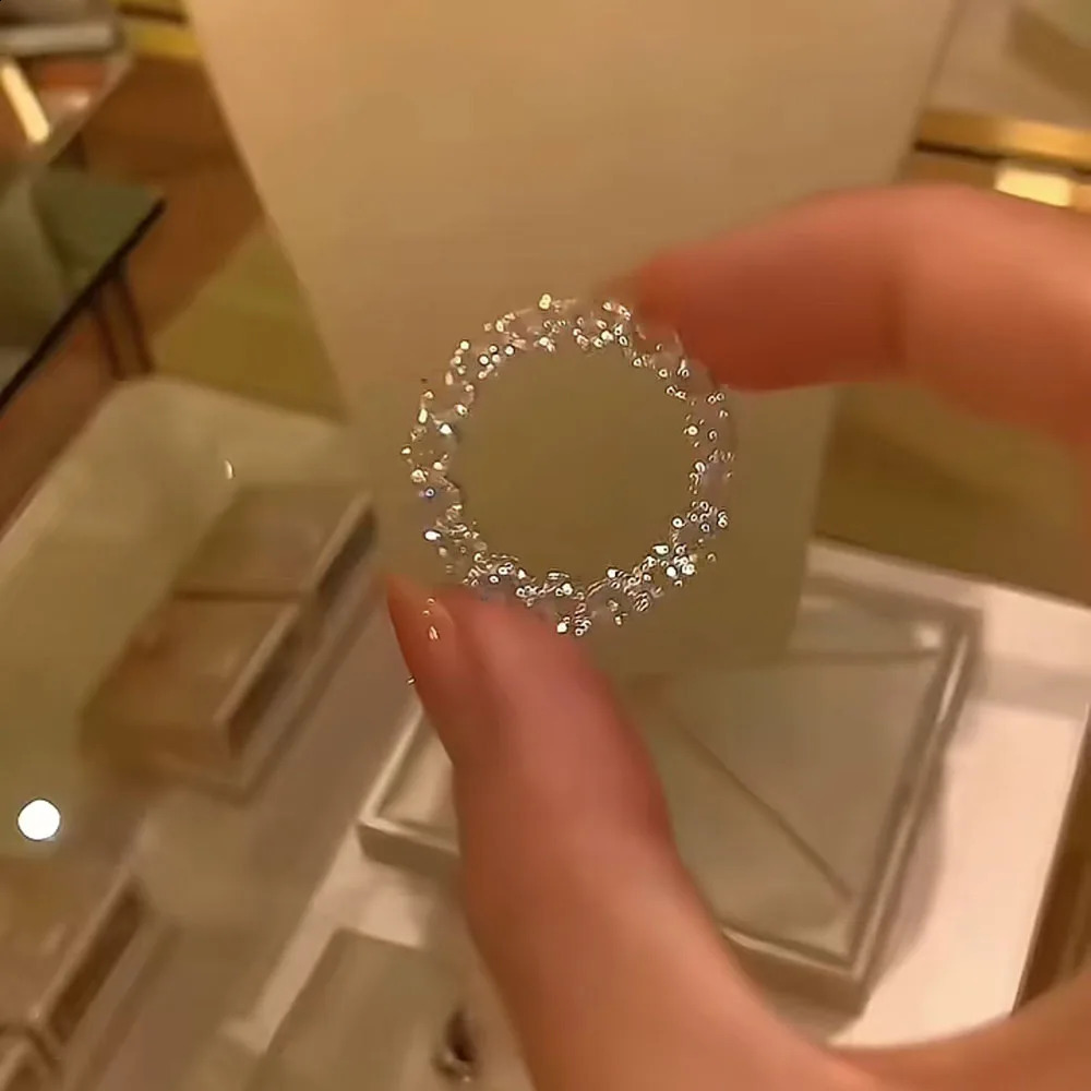 Crystal Small Round Stone Engagement Rings For Women Silver Color White Zircon Wheel Ring Wedding Band Jewelry Gift 250519