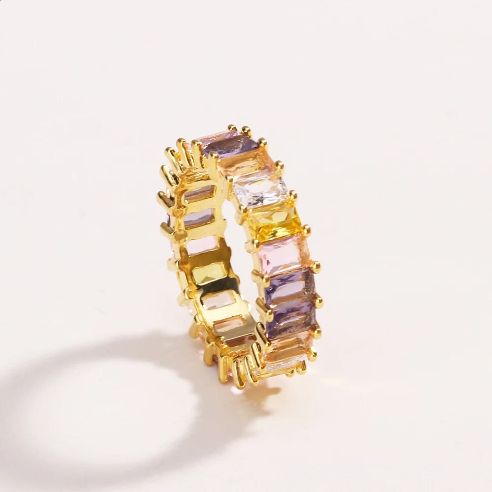 Promotion Ice Out Bling Fashion Cubic Zircon Rings For Women Rainbow CZ Paved Band Finger Wedding Jewelry 250519