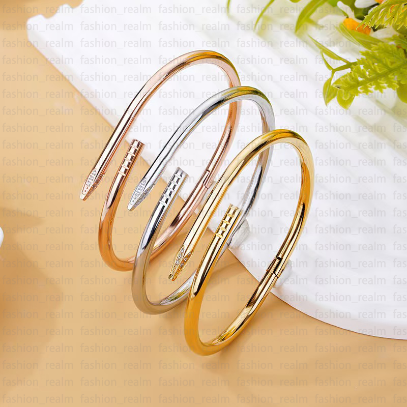 Designer Nail Bracelet Bangle Love Bracelet Jewelry Luxe Fashion Titanium Steel Rose Gold Silver Plated Diamond Cuff Charm Bangles for womens mens woman