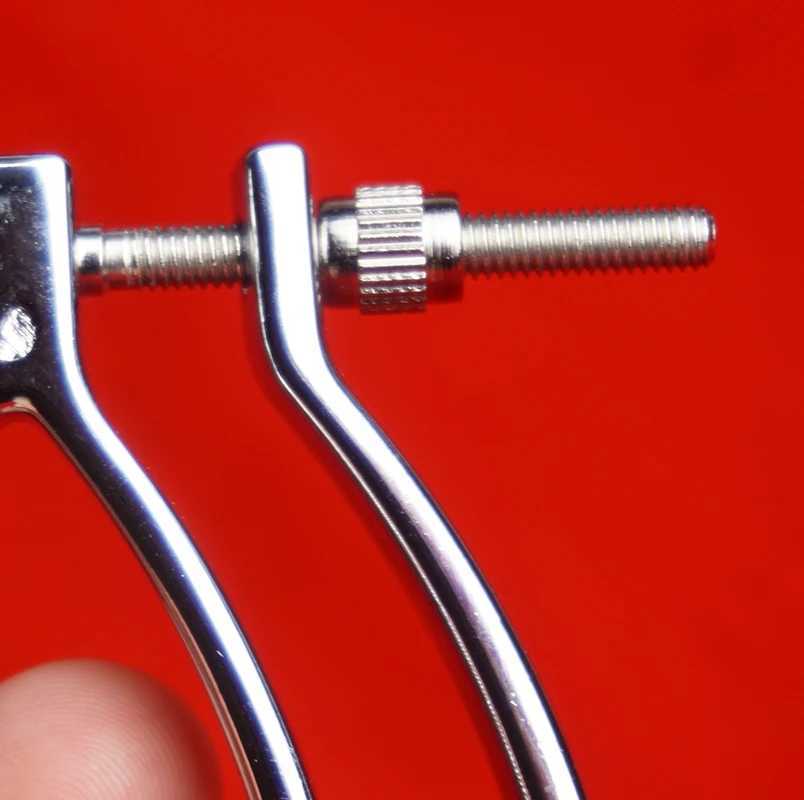 Adult Toys Clitoris Vagina SpreaderHolds Labia Open Clamps ClipAdjustable Pressure Pussy Lip SplitterVaginal Expander Stretcher Sex sale_OKKP