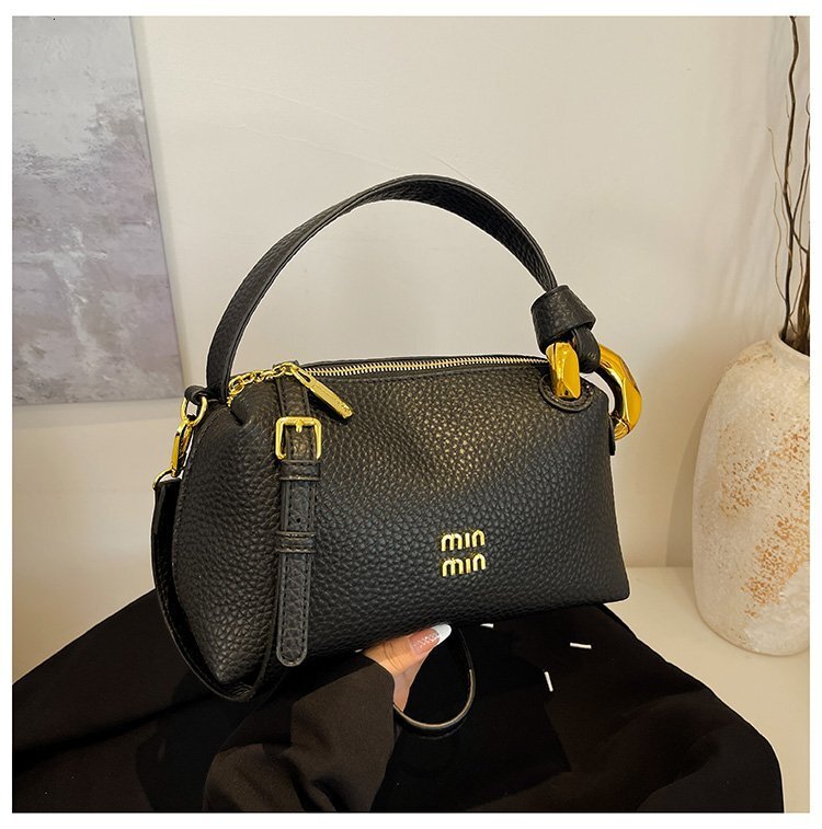 2025 New Outdoor Style Luxury Free Delivery Designer Bag Ladies' High-end Lunch Box Office Commuting Quality Instagram Niche Single Shoulder Cros