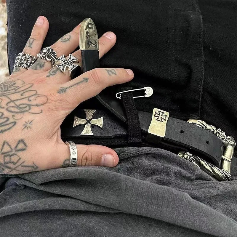 Fashionable Rivet Pyramid Inlaid Personalized Men Women Belt Punk Style Personalized Eye Decorative Jeans Belt 250519