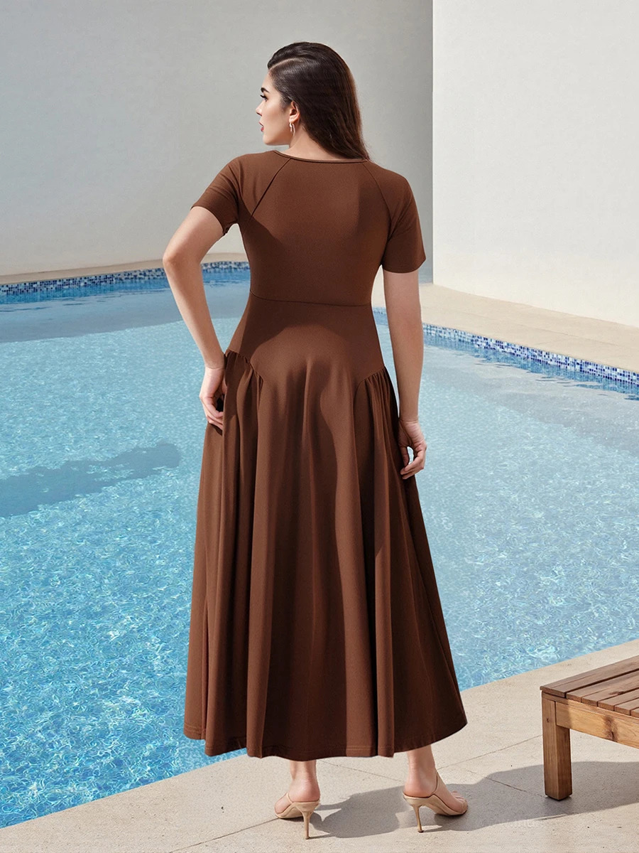Women s Plus Size Maxi Dress with Floral Print and Off-Shoulder Ruffle Detail and Elastic Waist for Comfort 250520