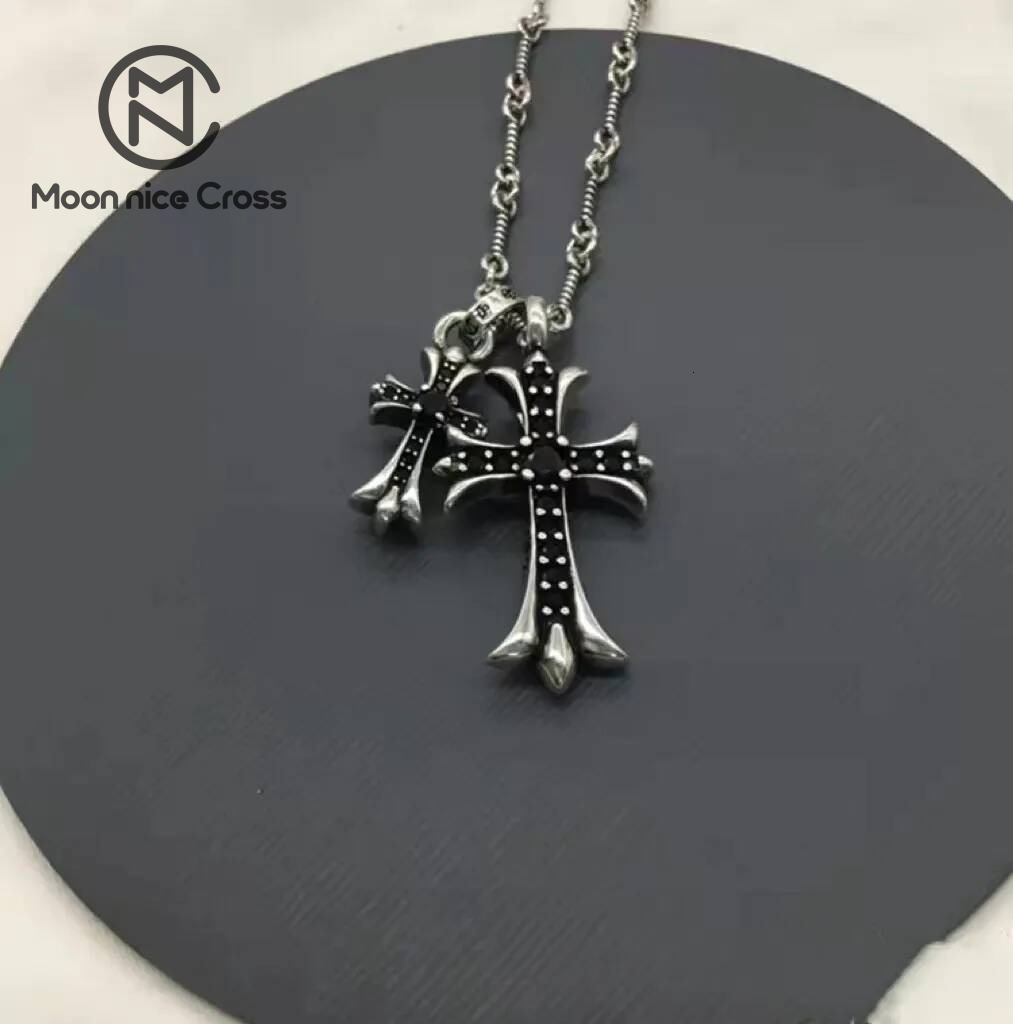 Chrome Necklace Classic And Retro Style Cross Ch Necklace A Unique Designer High-Quality Jewelry Piece For Everyday Streetwear And Trendy Outfits 859