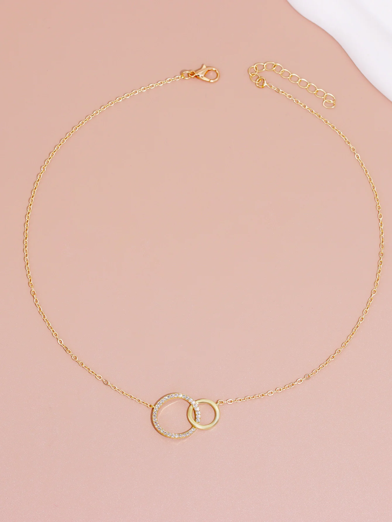 Women's Fashionable Skinny Chain with Silver Plated Circles - Chic Minimalistic Design Necklace