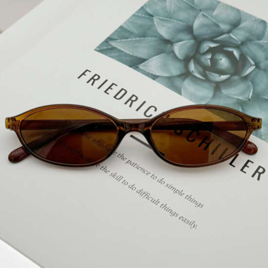 2025 Elliptical Minimalist Sunglasses Unisex Small Frame UV 400 Glasses for Oval Heart Faces Air Light Fashion Eye wear