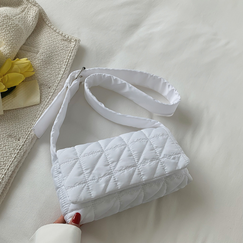 Free Delivery Designer Bag Fresh Simple Leisure 2025 Autumn/winter This Year's Popular Western Single Shoulder Crossover Small Square Bag Luxury 