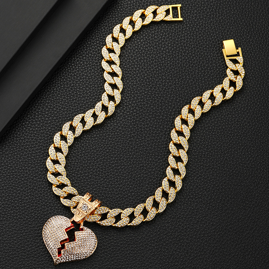 Ins Fashion Style Alloy Full Diamond Boyfriend Heart Pendant Necklace Male and Female hip-hop broken heart pendant chain