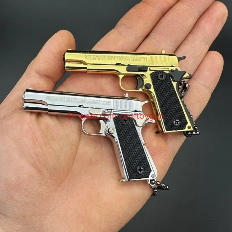 1:3 Scale Mini Tactical Alloy Pistol Keychain Realistic Metal Collectible Model Safe Non-Firing Replica for Boys Military Enthusiasts Birthday Gifts D