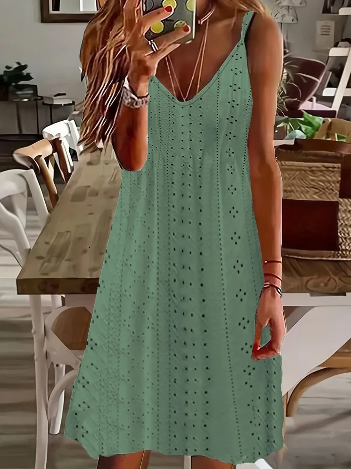 Europe and the United States Plus Size Womens Summer Cutout Jacquard V-Neck Strap Solid Color Dress 250520