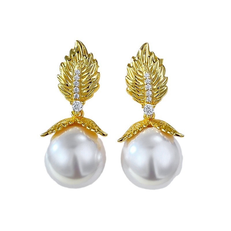 Elegant Vintage French Style Gold Leaf Pearl Earrings - 12mm Freshwater Pearls with Crystal Accents - Chic and Timeless Jewelry