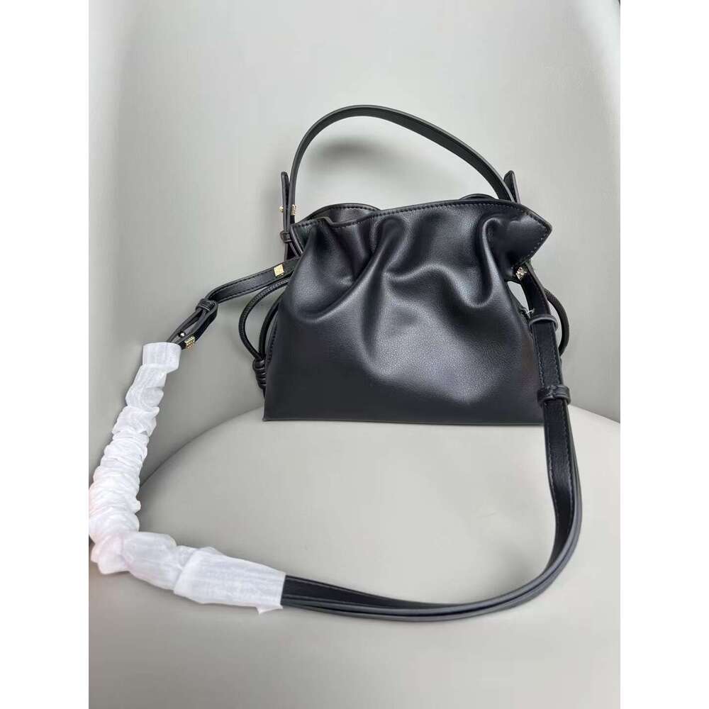 Tote Bag Tote Bag Luojia High End Hand Held Lucky Mini Small Bucket Drawstring Soft Leather Cloud Diagonal Cross Women S Bag Lady Bags Lady Bags