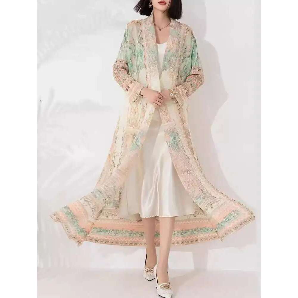 LANMREM Printed Pleated Cardigan For Women Long Sleeves Loose Big Size Female Vintage High End Windbreaker 2025 Spring 2DA5781