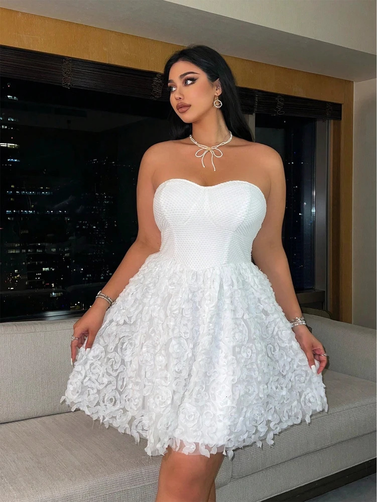 Plus Size Summer Models Elegant Three-Dimensional Flowers Net Yarn Patchwork Corset Dress Polyester Material 250520