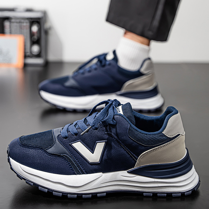 New Design Fashion Thick-bottomed Height Increase Versatile Shoes Men Comfortable Low Top Running Shoes Casual Sports Sneakers Black Blue