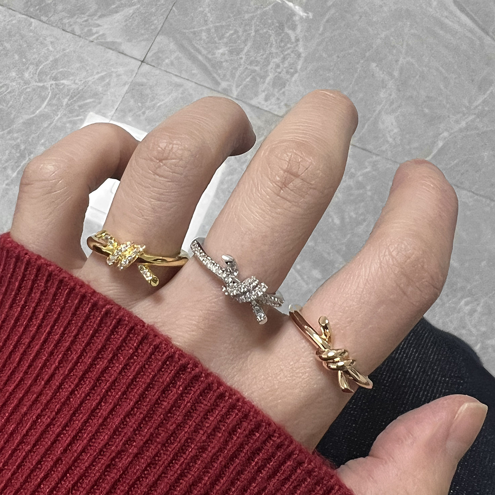 Ring Light Luxury High-quality Fashion Women's Ring With Versatile Temperament