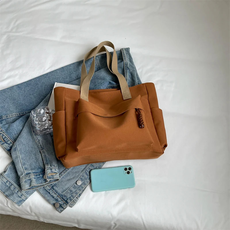 Canvas bag for women with large capacity casual shoulder bag summer college student commuting tote bag 250606