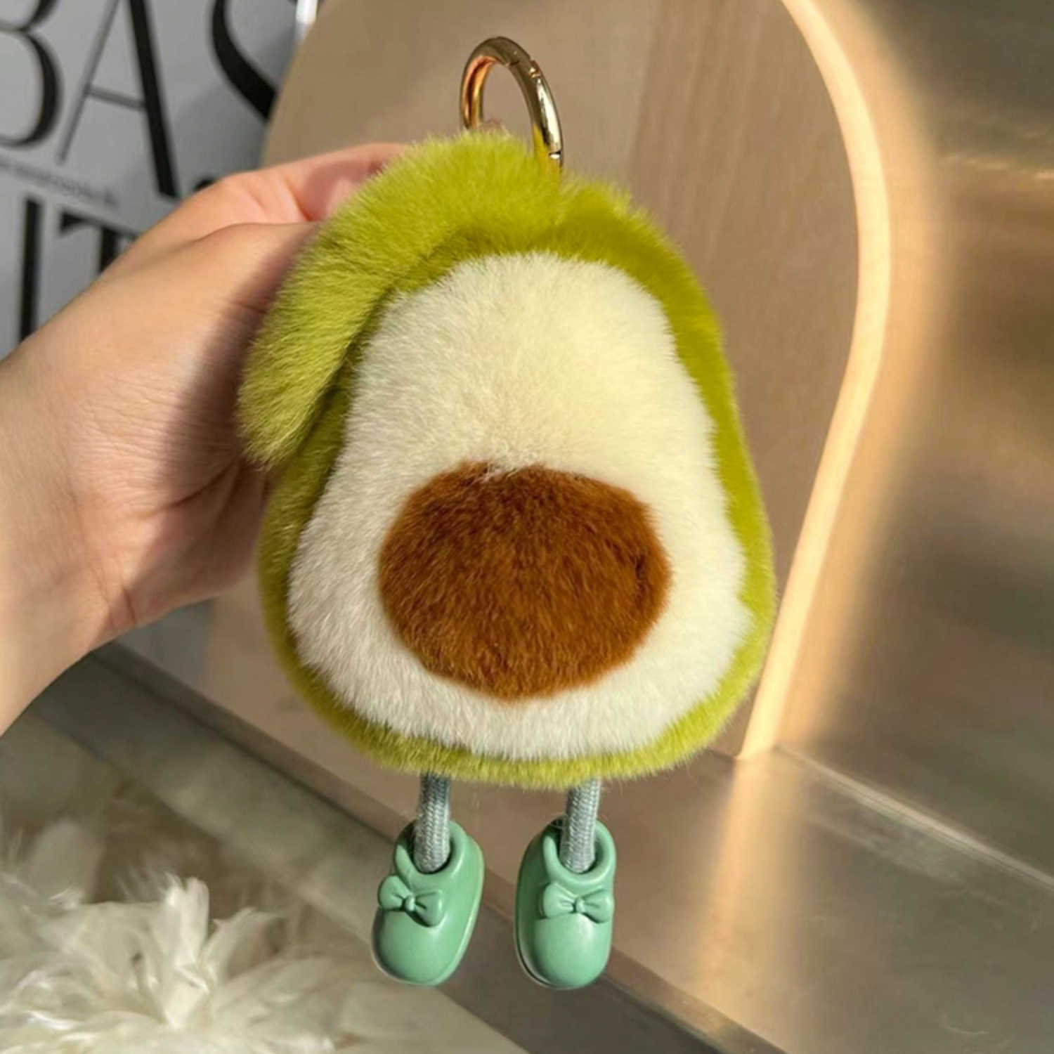 Lovely avocado Real Rex Rabbit Hair Car Keychain Pendant ins Plush Ball Book Bag Pendant Gift fashion bag