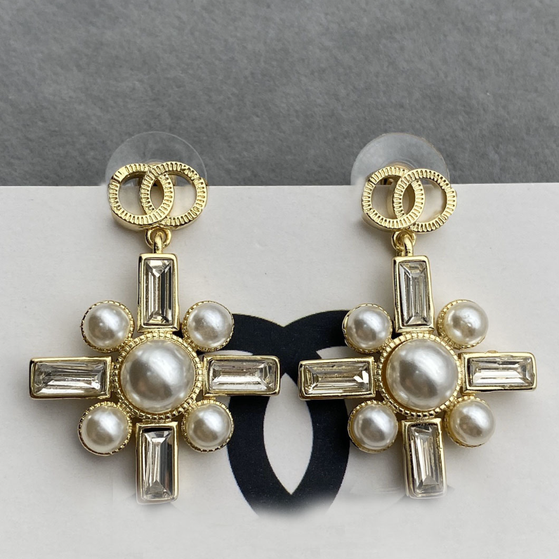 Woman Jewlery Fashion Designer High Quality Luxury Copper Double Letters Earring Crystal Rhinestone 20 Styles Christmas Gift