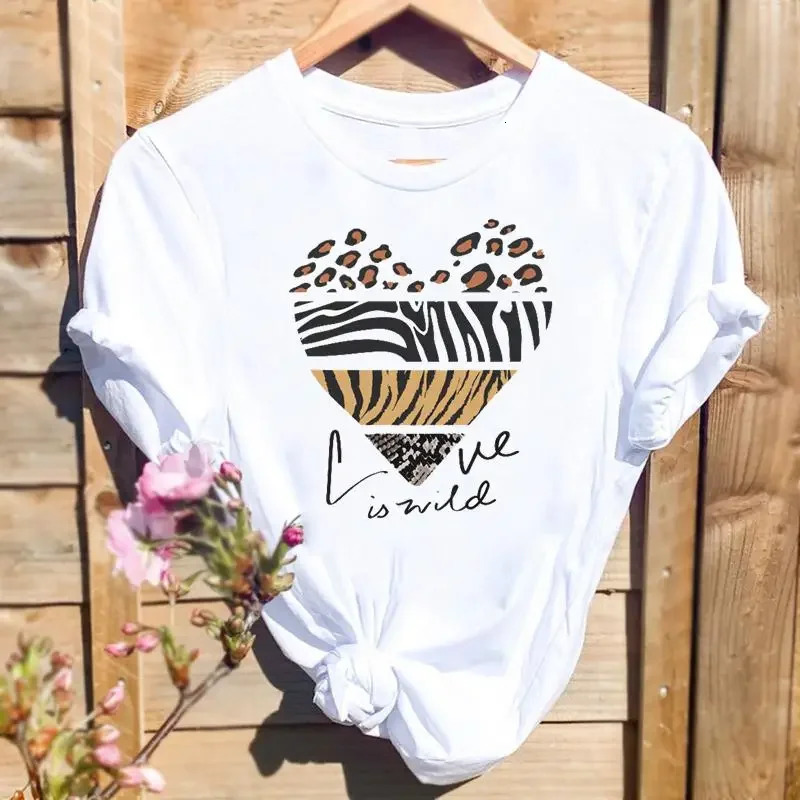 Women Leopard Love Heart Print T-shirts Fashion Graphic T Top Short Sleeve 90s Cute Spring Summer Shirt Female Tee T-Shirt 250517