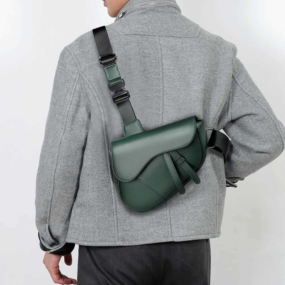 Mens solid color PU leather saddle shoulder bags crossbody bags chest bag bags for men sacoches hommes bag for manW250521