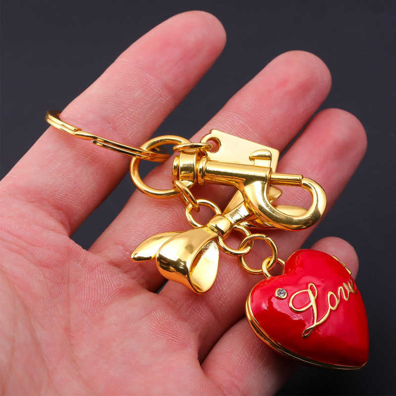 LOVE Love Photo Frame Keychain with Openable Magnetic Pendant, Commemorative Bag Hanging Decoration, Friendship Love Gift