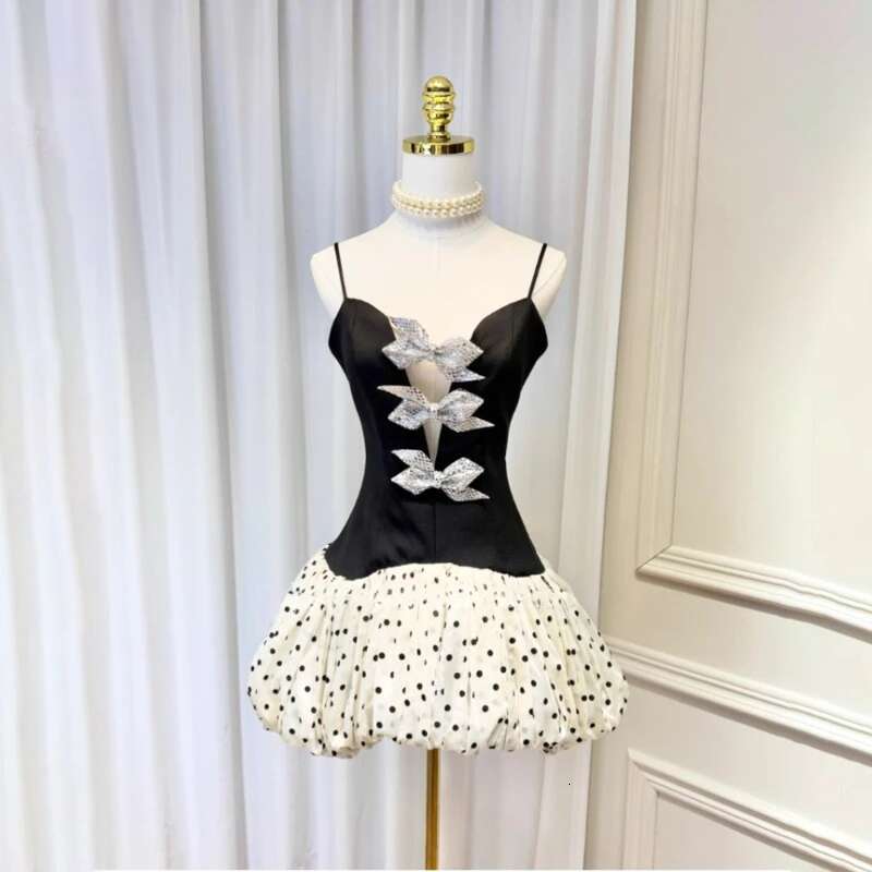 Temperament Chic Spliced Bowknot Slimmng Dresses For Women Deep V Neck Sleeveless High Waist Dot Camisole Dress Female New