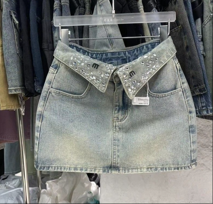 Jeans Womenswear designer diamond-encrusted high-waisted hip-hugging denim skirt fashion skinny Caprise denim shorts