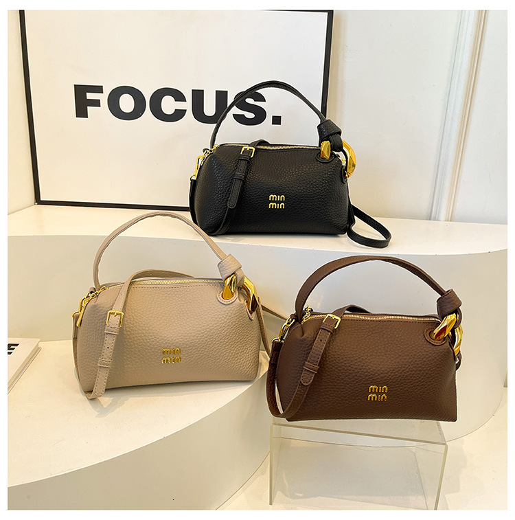 2025 New Outdoor Style Luxury Free Delivery Designer Bag Ladies' High-end Lunch Box Office Commuting Quality Instagram Niche Single Shoulder Cros