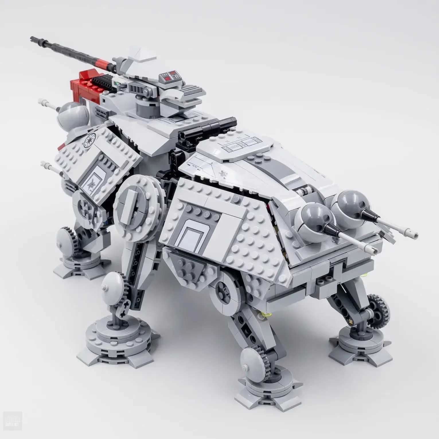 Free shipping 1082PCS Compatible At-te Walker All hine with 9 Mini Figures Terrain Actuator Model Building Blocks 75337 Kit Bricks Toy Gift