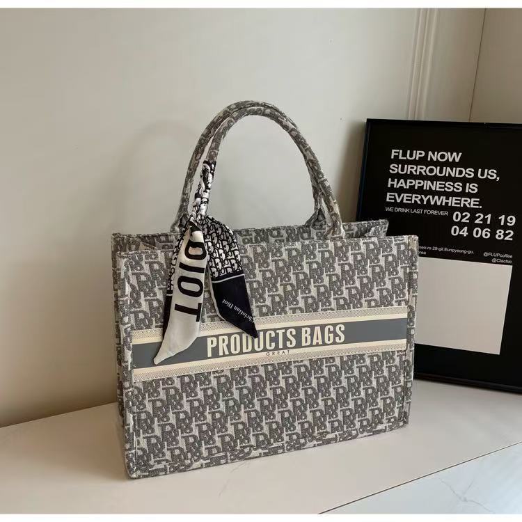 Designer's High-qualyit Single-shoulder Bags Fashionable Classic Luxury Bags Handbags Crossbody Bags Fashionable Handbags Leather Trendy Gift Sty