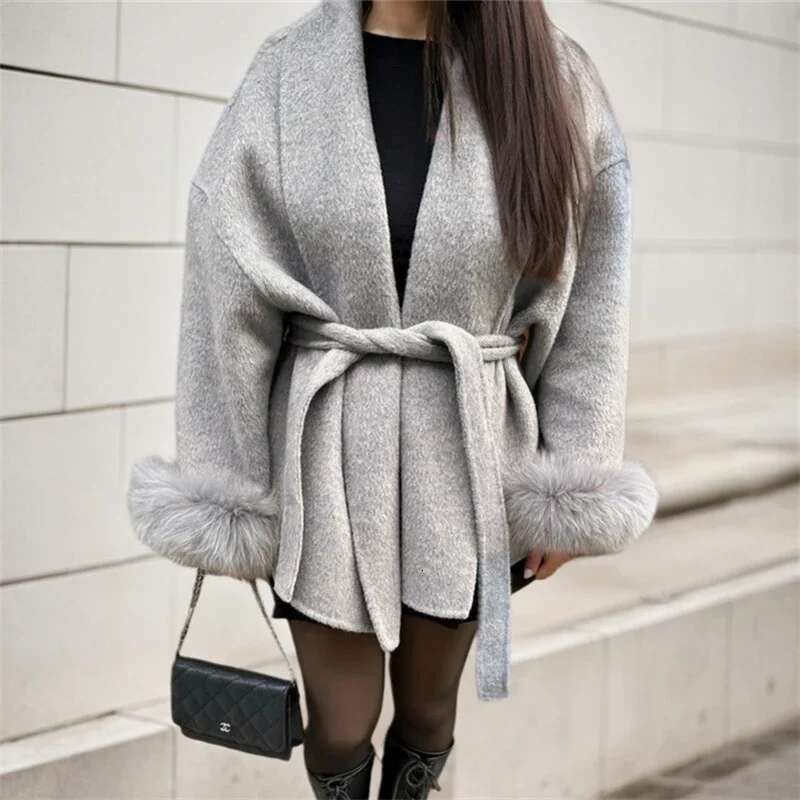 Coats Designer Women TARUXY Fox Fur Woolen Coats Women's Short Coat Office Lady Removable Elegant Double-Sided Wool Overcoat 2025 New Cardigan Ja