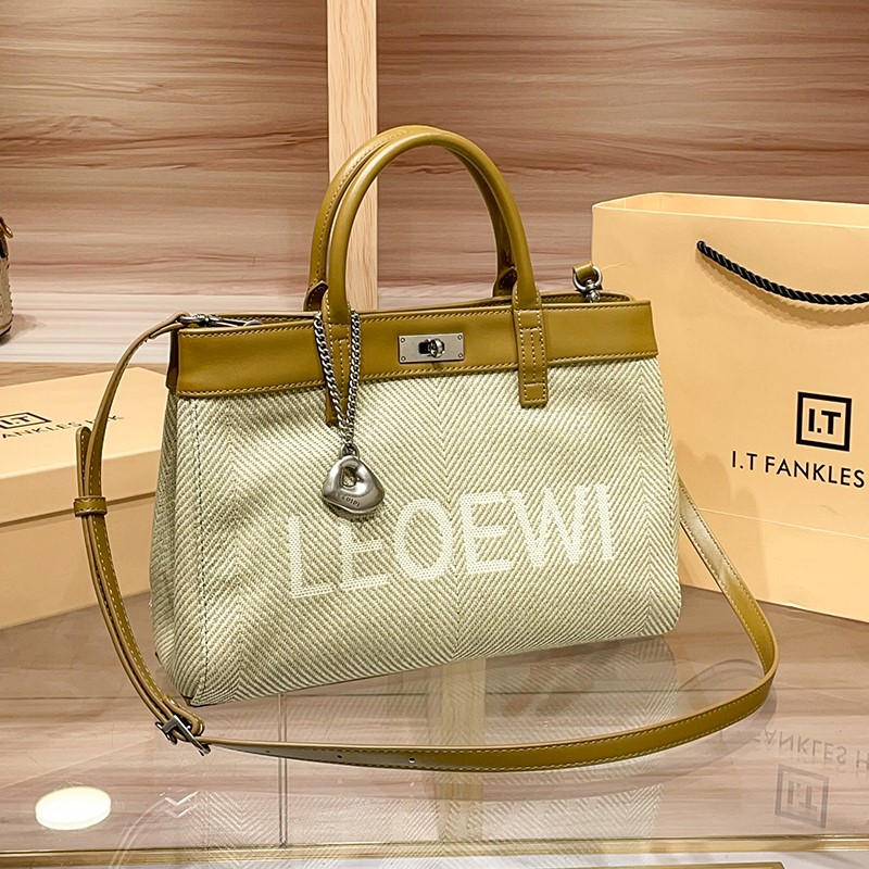 Light luxury brand women's handbag 2025 new high-end texture single shoulder crossbody bag fashion tote bag
