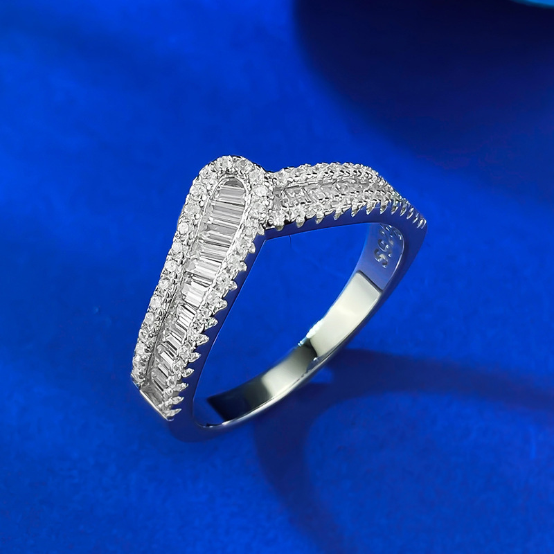 Ins Top Designer Sell Luxury Jewelry Genuine 100% 925 Sterling Silver Princess Cut White Lab Moissanite Diamond Eternity Party Women Engagement Humano