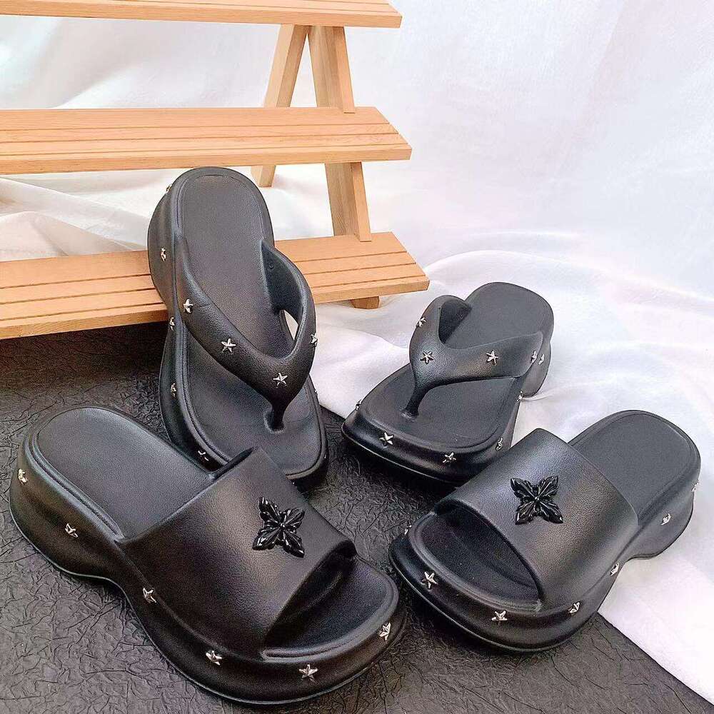 Wholesale New EVA Punk Slippers For Women, Thick Soled Clip On Sandals, 2025 Summer Designer Slippers, Fashionable Soft Soled Sandals For Outdoor Wear
